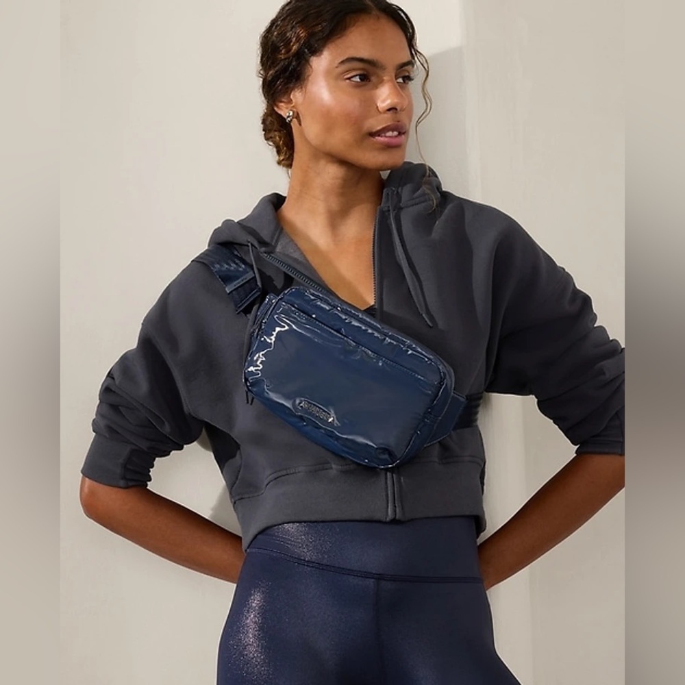 Athleta All About Shine Puff Large Belt Bag - Navy